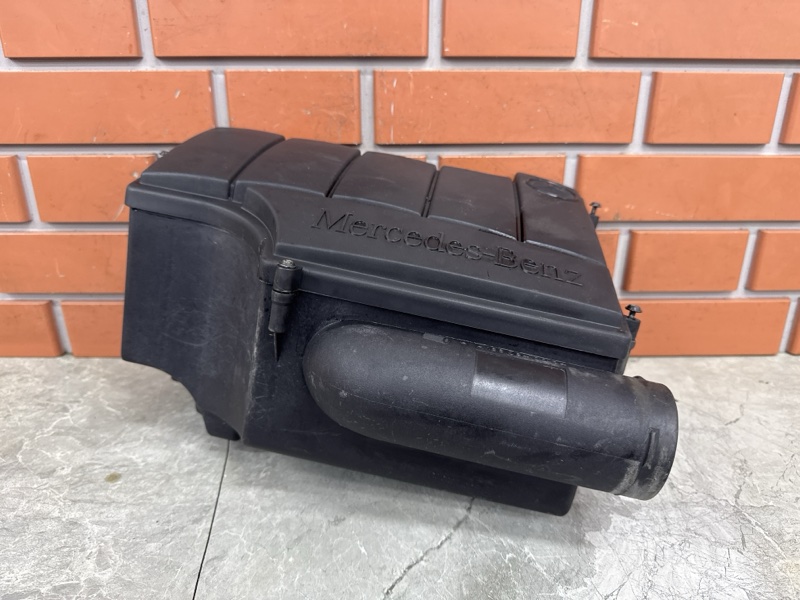 Корпус воздушного фильтра Mercedes-Benz A160 W168 1.6 M166.960 1999 (б/у)