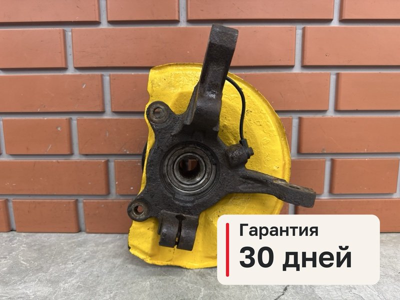 Кулак Mitsubishi Lancer 10 1.8 4B10 2008 перед. прав. (б/у)