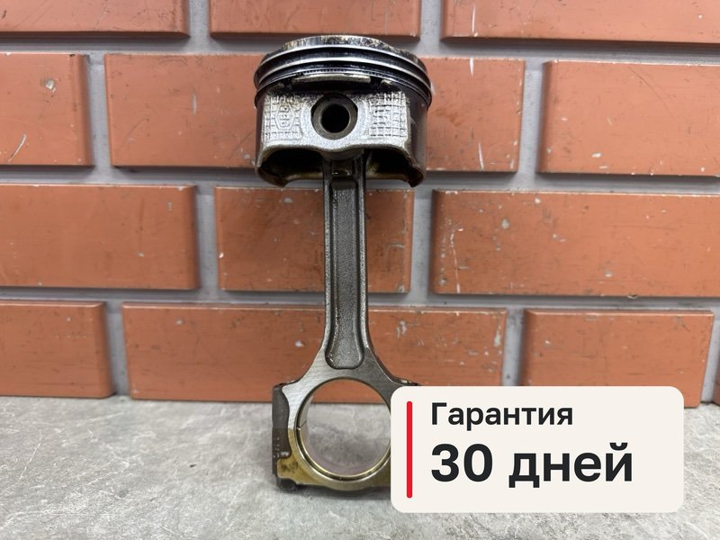 Поршень с шатуном Renault Duster 1 1.6 H4M430 2015 (б/у)