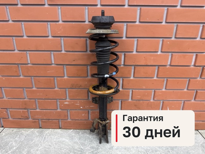 Амортизатор Renault Duster 1 1.6 H4M430 2015 перед. (б/у)