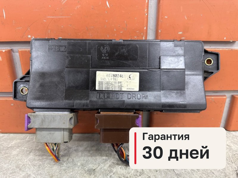Блок комфорта Fiat Stilo 1 1.6 182B6000 2002 (б/у)