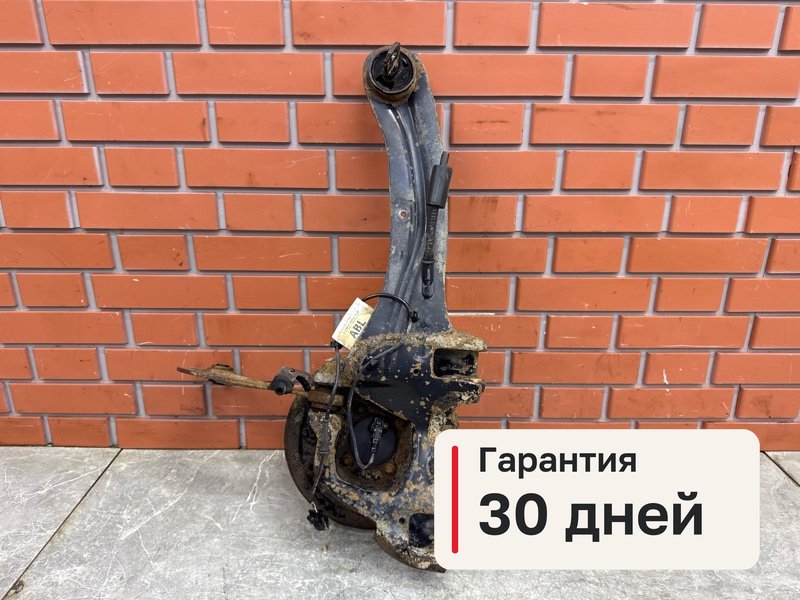 Кулак Ford Focus 2 1.4 ASDB 2007 задн. лев. (б/у)