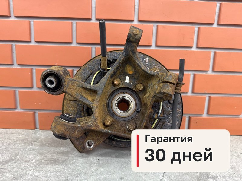 Кулак Subaru Legacy BM9 2.5 EJ253 2011 задн. прав. (б/у)