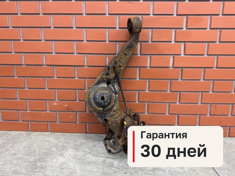 Кулак Hyundai Santa Fe SM 2.7 G6BA 2004 задн. прав. (б/у)