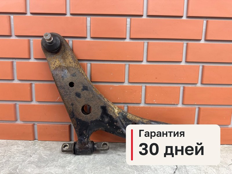 Рычаг Hyundai Santa Fe SM 2.7 G6BA 2004 перед. прав. (б/у)