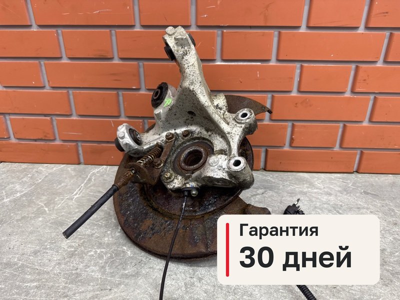 Кулак Cadillac CTS 2 3.6 LLT 2008 задн. прав. (б/у)