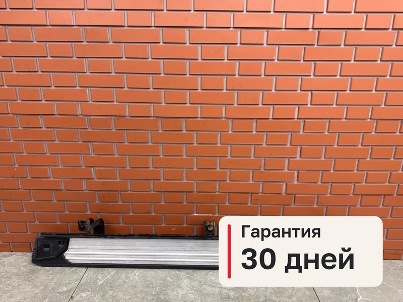Подножка Mitsubishi Pajero Sport 3 2.4 4N15 2018 лев. (б/у)