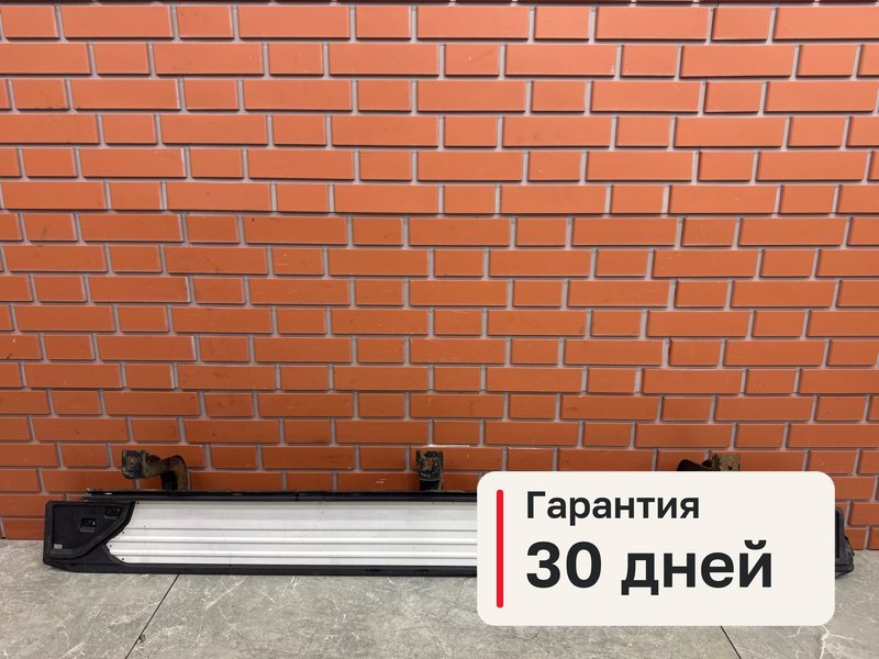 Подножка Mitsubishi Pajero Sport 3 2.4 4N15 2018 прав. (б/у)