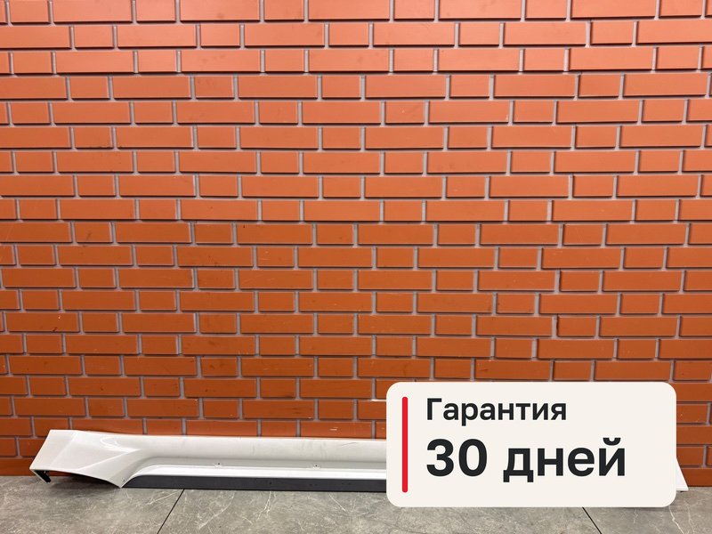 Молдинг / накладка Mitsubishi Pajero Sport 3 2.4 4N15 2018 прав. (б/у)