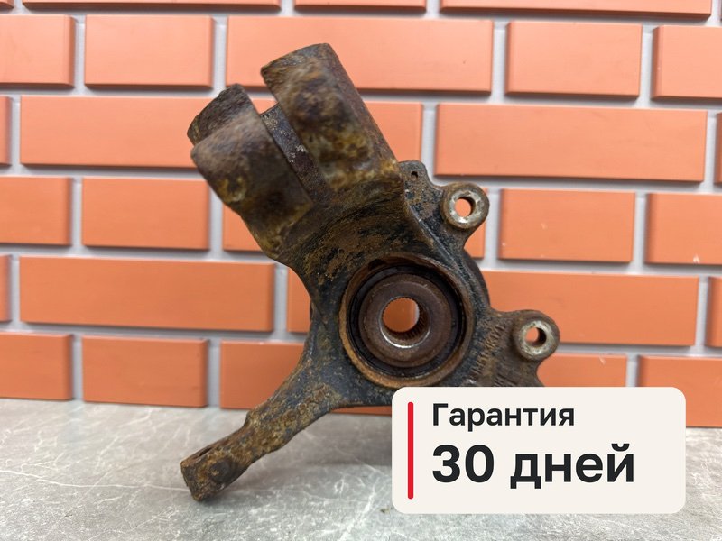 Кулак Ford Focus 2 1.6 SIDA 2008 перед. лев. (б/у)