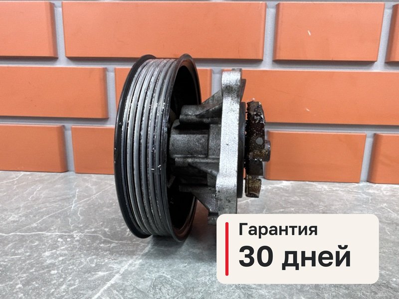 Помпа водяная Audi Q7 4L 3.0 BUG 2007 (б/у)