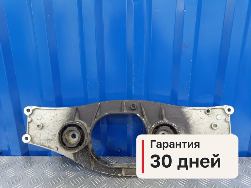 Кронштейн Mercedes-Benz S-Class W221 M273.968 2007 (б/у)
