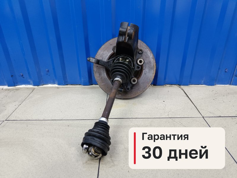 Кулак Ford Focus 3 1.6 IQDB 2014 перед. лев. (б/у)