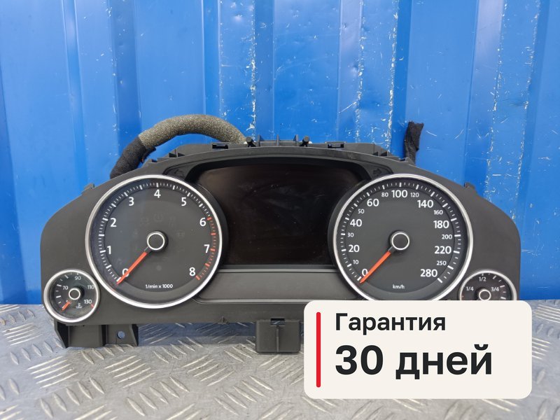 Щиток приборов Volkswagen Touareg NF 3.6 CMTA 2010 (б/у)