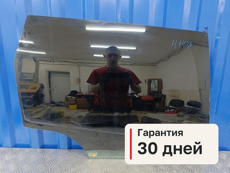 Стекло SsangYong Rexton RX320 2.7 D27DT 2006 задн. прав. (б/у)