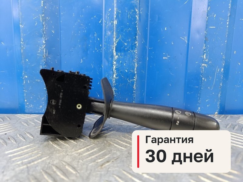 Переключатель подрулевой Renault Symbol 1 1.4 K7JA700 2002 прав. (б/у)