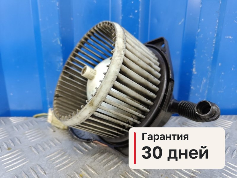 Вентилятор печки Nissan Primera P11 1.8 QG18DE 2000 (б/у)