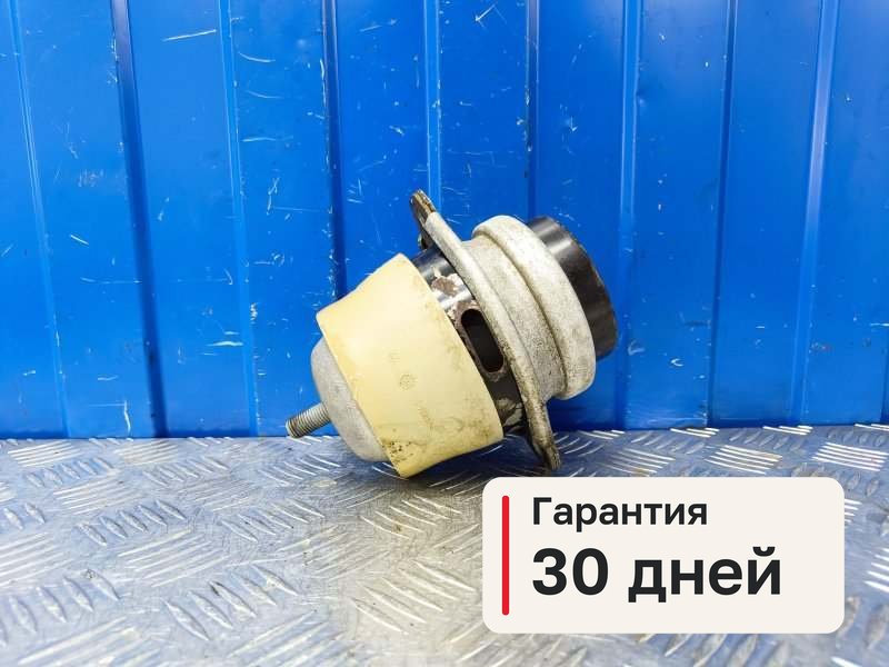 Подушка двигателя Audi Q7 4L 4.2 BAR 2006 (б/у)