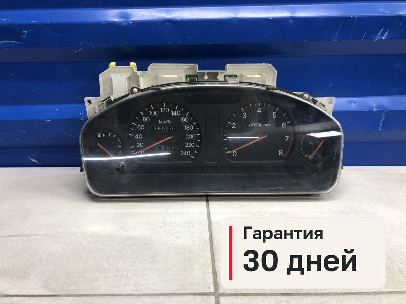 Щиток приборов Mitsubishi Galant EA2W 2.0 4G63 1997 (б/у)