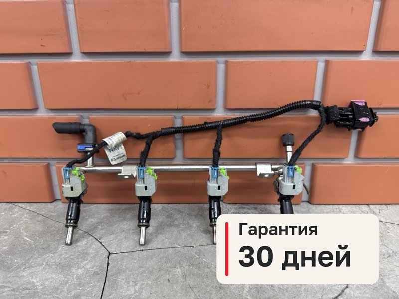 Топливная рампа Chevrolet Aveo T300 1.6 F16D4 2013 (б/у)