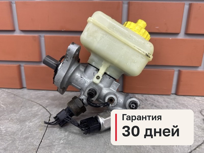 Главный тормозной цилиндр Volkswagen Golf MK4 1.6 AZD 2000 (б/у)