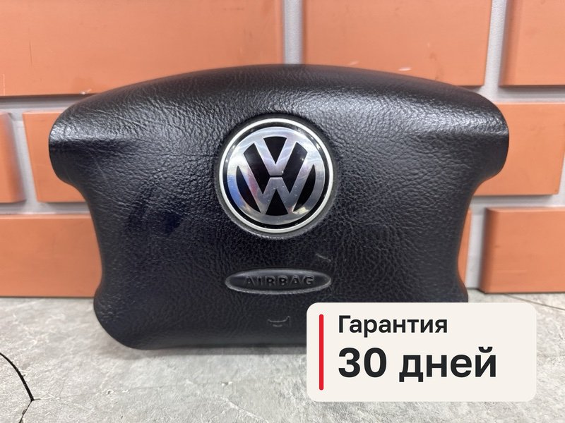 Подушка безопасности в руль Volkswagen Golf MK4 1.6 AZD 2000 (б/у)