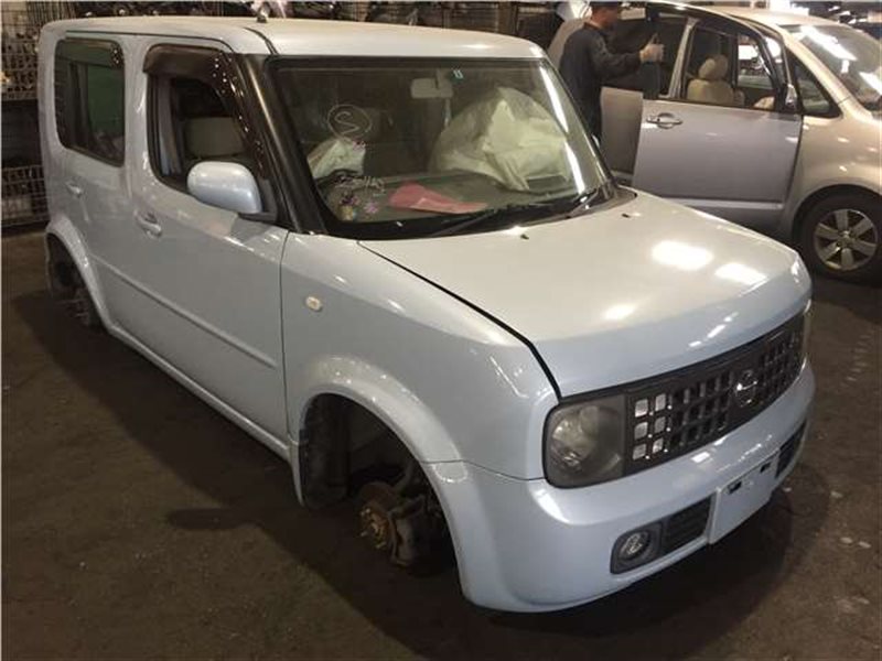 Nissan Cube 11