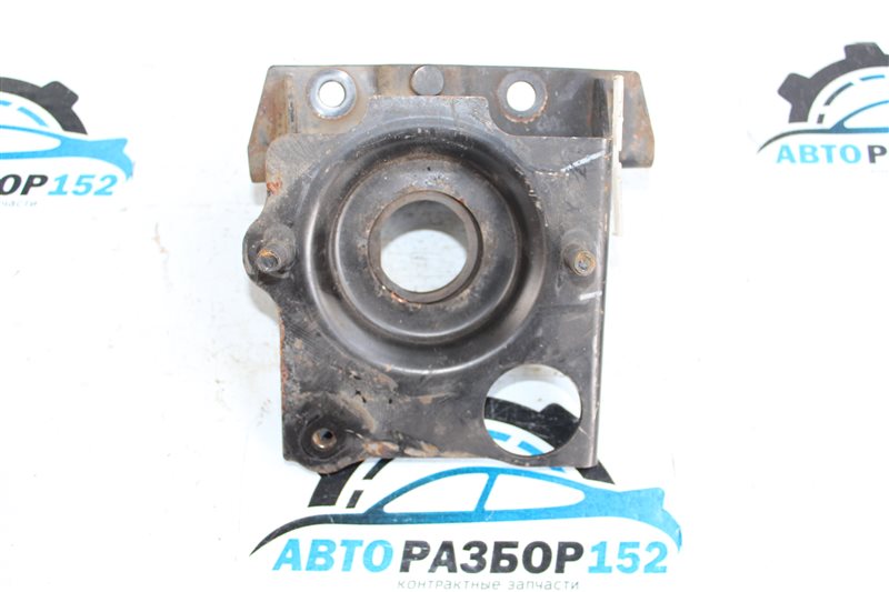 Кронштейн подушки двс Toyota Prius NHW11 1NZ-FXE