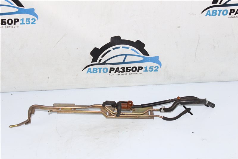 Трубка Nissan Cefiro a33 VQ20DE