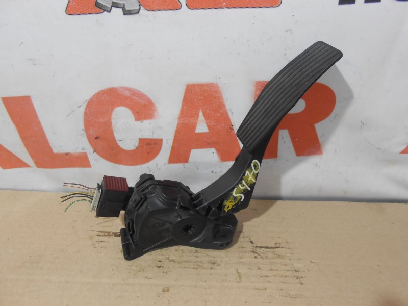 Педаль газа Chevrolet Cruze J300 13252702 контрактная