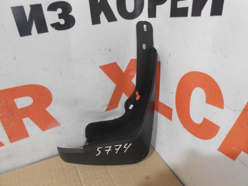 Брызговик передний правый Kia Rio QB stka47016b1 новая