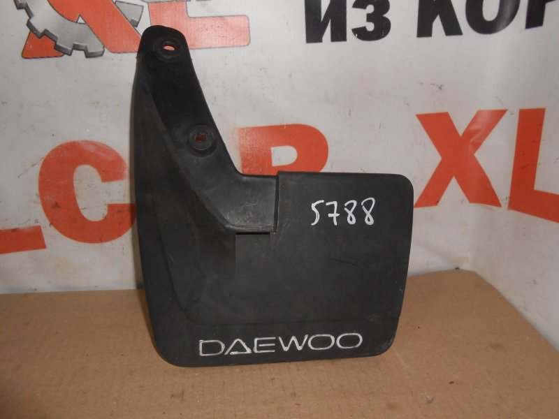 Брызговик задний правый Daewoo Prince j19 96224039 новая