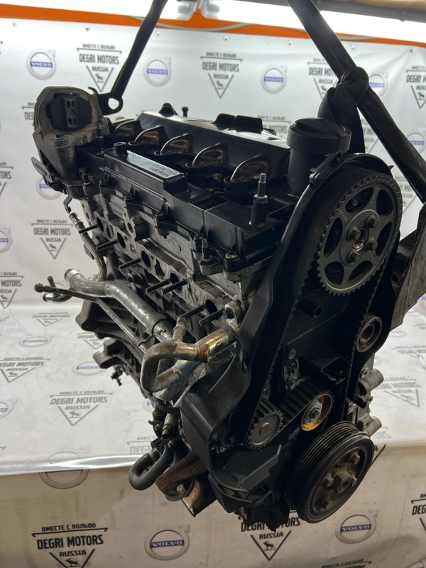 Двигатель Volvo XC70 D5244T4