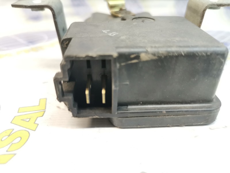 Электроактиватор замка задний левый Mitsubishi Libero CB4W 4G92