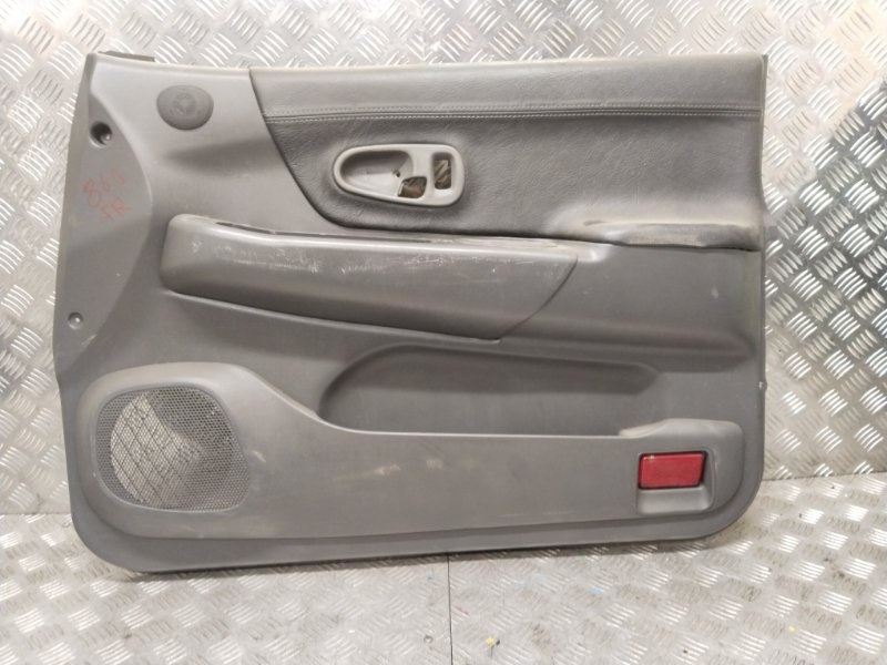 Обшивка двери передняя правая Mitsubishi Pajero Sport 2003 k94w 4D56 MR227498 контрактная