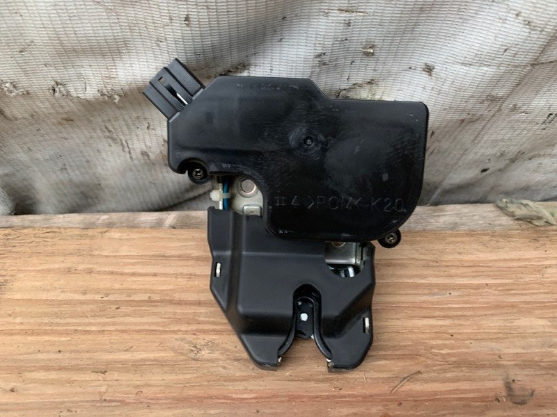 Замок багажника Honda Civic FD1 74851SNBJ12 контрактная