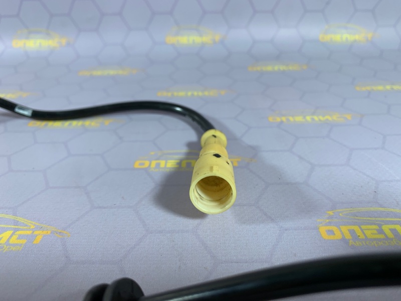 Датчик АБС передний Opel Vectra B