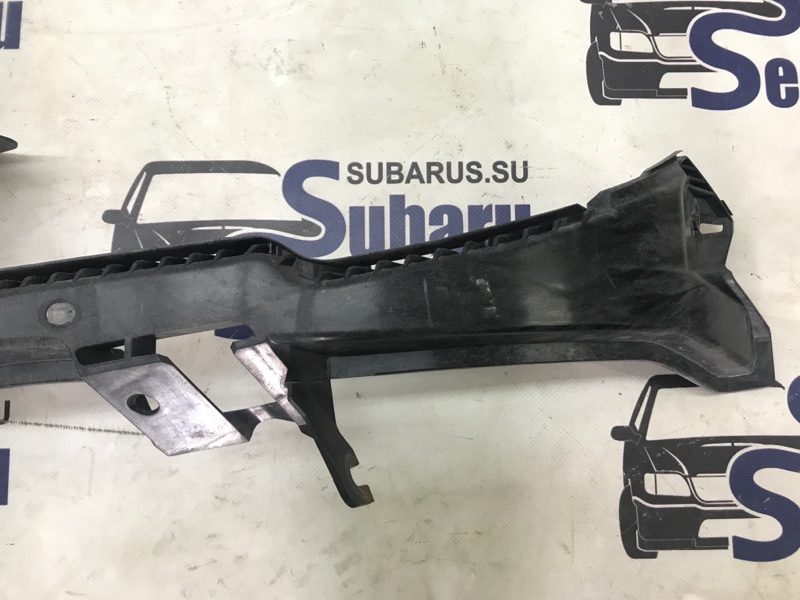 Кронштейн бампера под фару передний левый Subaru Outback BRF EZ36