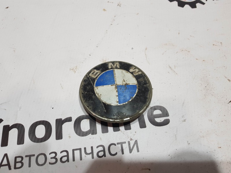 Эмблема задняя BMW 3 series 1991 E36 1.8 51148132375 Б/У