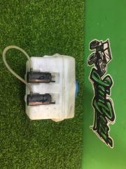 Запчасть бачок стеклоомывателя suzuki jimny 1998г [055]