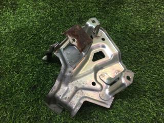 Крепление инвертора Lexus LS600hl 2008г [056] UVF46 2UR-FSE G9257-50020 контрактная