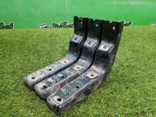 Кронштейн подножки левый Infiniti QX56 2004г [079]
