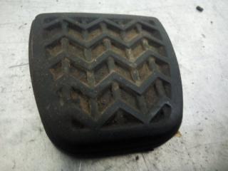 Запчасть накладка педали тормоза Toyota Avensis 2 2003-2008