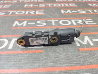 Запчасть датчик airbag ( удара) Mercedes-Benz E-class 2002