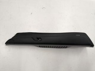Накладка багажника левая Mazda Axela 2003-2009