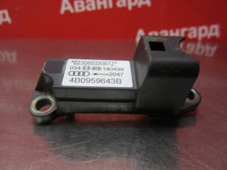 Запчасть датчик подушки безопасности Audi A6 1999