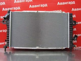 Радиатор охлаждения Opel Astra 2005 - 2010