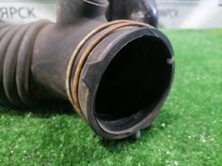 Патрубок воздушного фильтра VOXY 2001-2007 AZR60G 1AZ-FSE Патрубок воздушного фильтра VOXY 2001-2007 AZR60G 1AZ-FSE