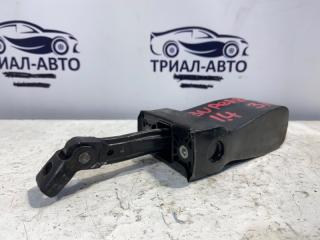 Запчасть ограничитель двери задний левый Skoda Superb 2008-2015