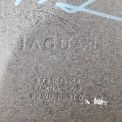 Запчасть полка багажника Jaguar XF